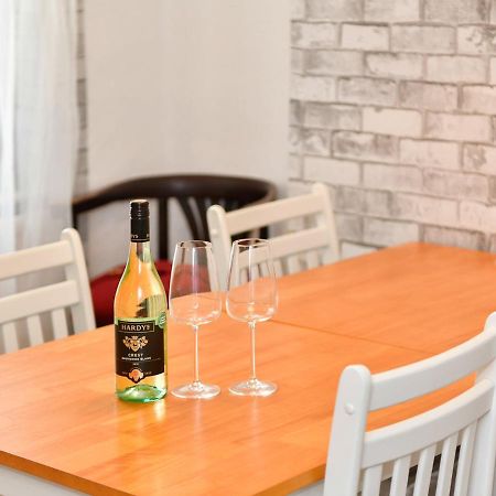 Pass The Keys Perfectly Located 3 Bed Home Close To The City Cardiff Extérieur photo